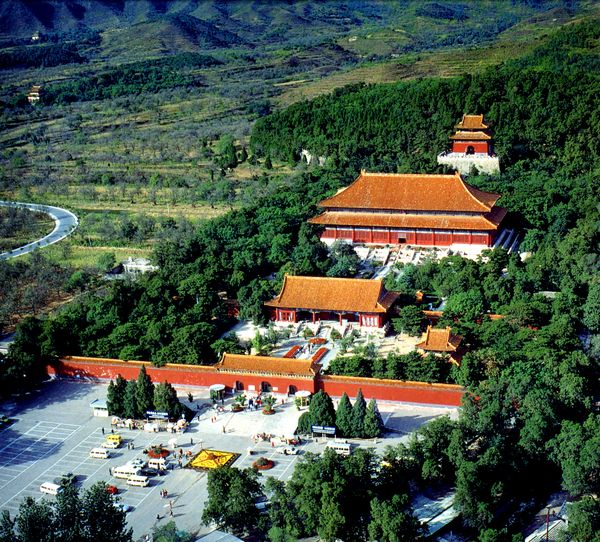 Les Tombeaux des Ming : Changling Les Tombeaux des Ming : Changling